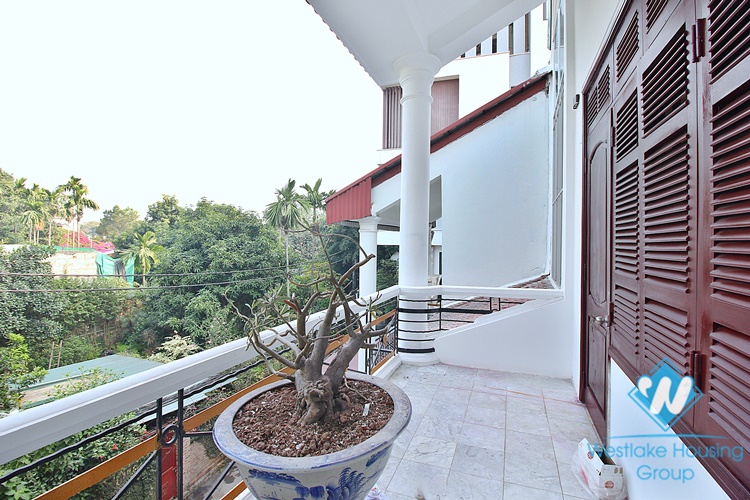 Renovated 4 beds house with lake view for rent in Tu Hoa area, Tay Ho